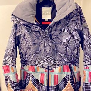 Roxy ski / snowboarding jacket 2019 won once